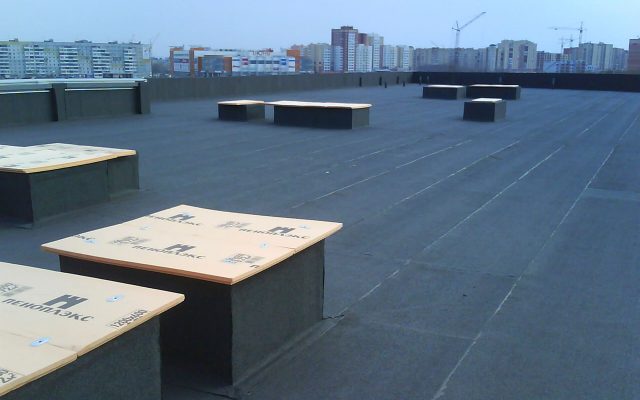 Монтаж наплавляемой кровли — цена за м² и этапы работ