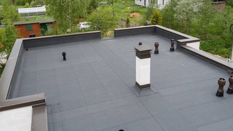 Плоская кровля — цена за м² и варианты решений