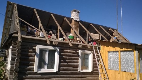 Выбор подходящих материалов для экстренного восстановления крыши